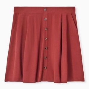NWT torrid Brick Red Challis Button Front Mini Skirt Brown Dot 2X Front Pockets